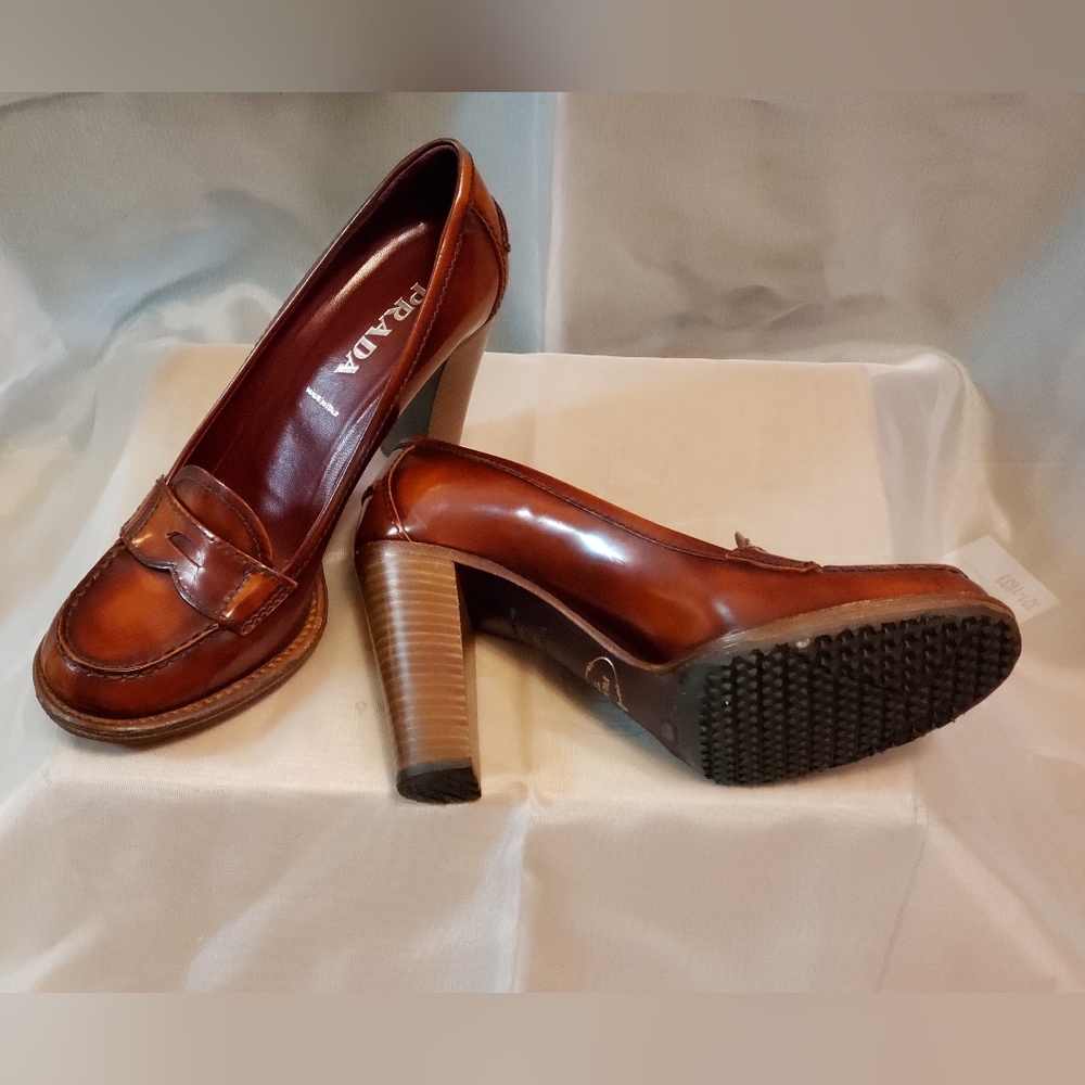 Prada heels size 36/6 copper red stacked 3.5" heels - Picture 3 of 8